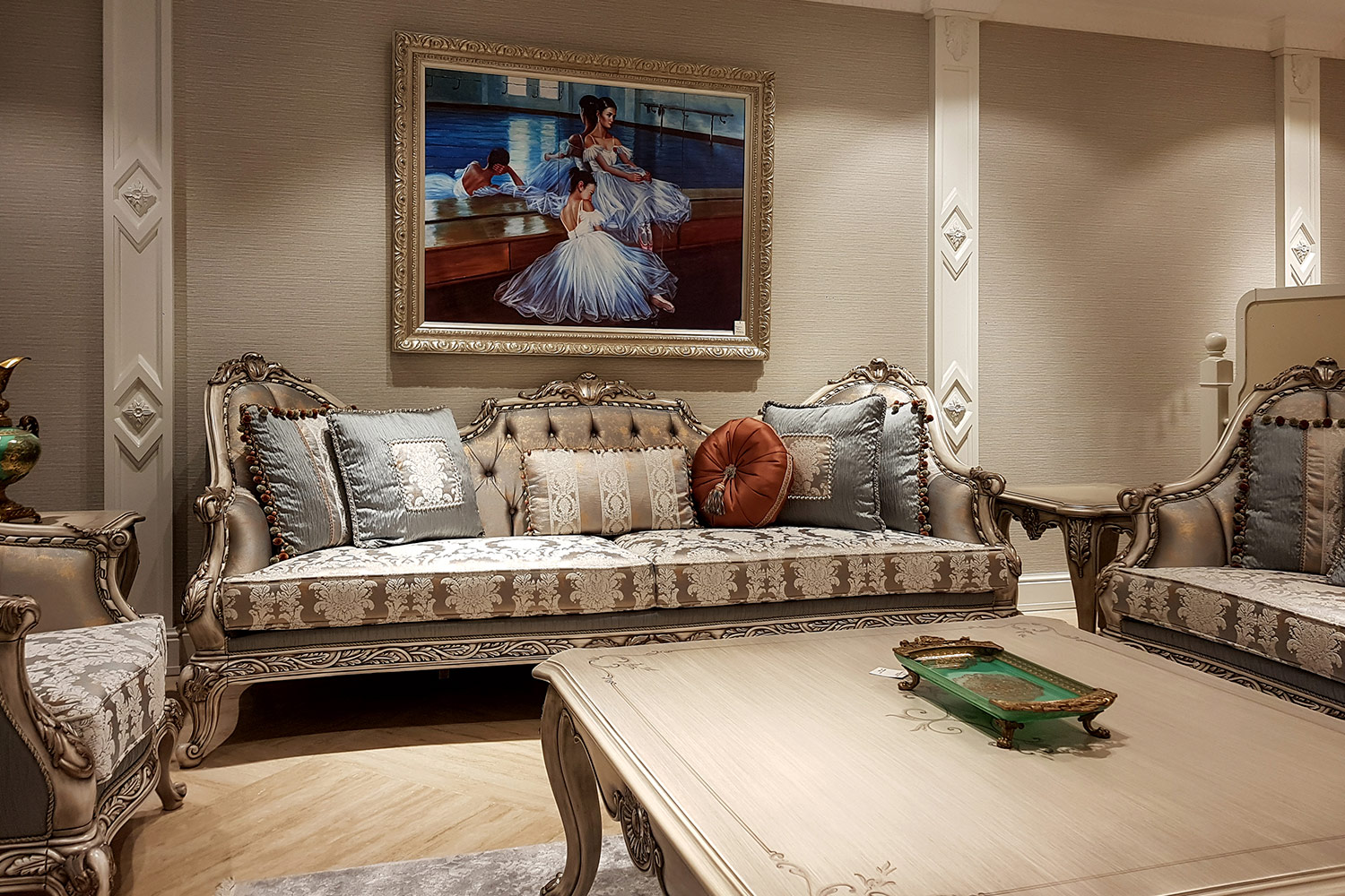 Mirage Furniture - Mona Lisa Living Room